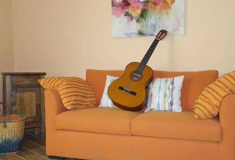 مبيت وإفطار Cit Ni