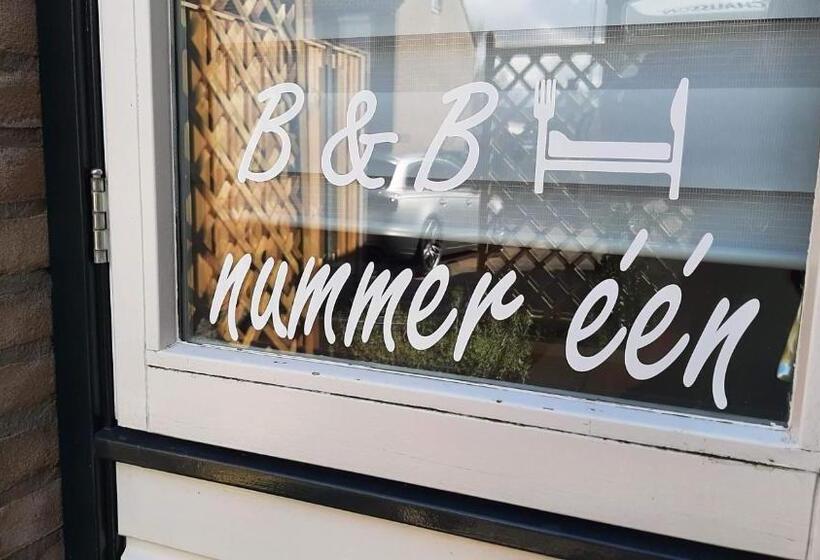 Bed and Breakfast Gastenverblijf Nummer 1 Sommelsdijk