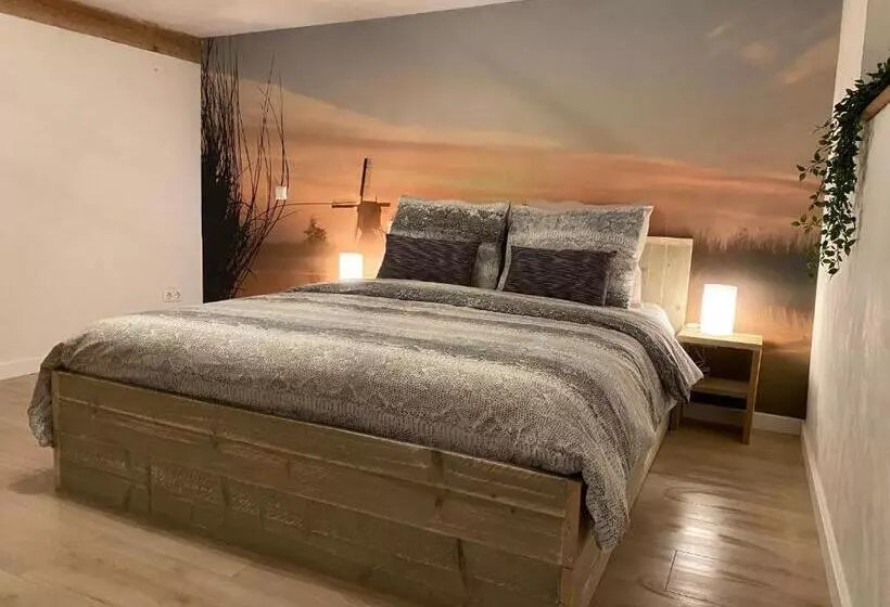 Aamiaismajoitus (B&B) Gastenverblijf Rodenburg