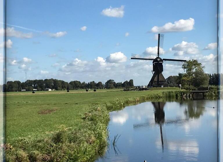 مبيت وإفطار Gastenverblijf Rodenburg