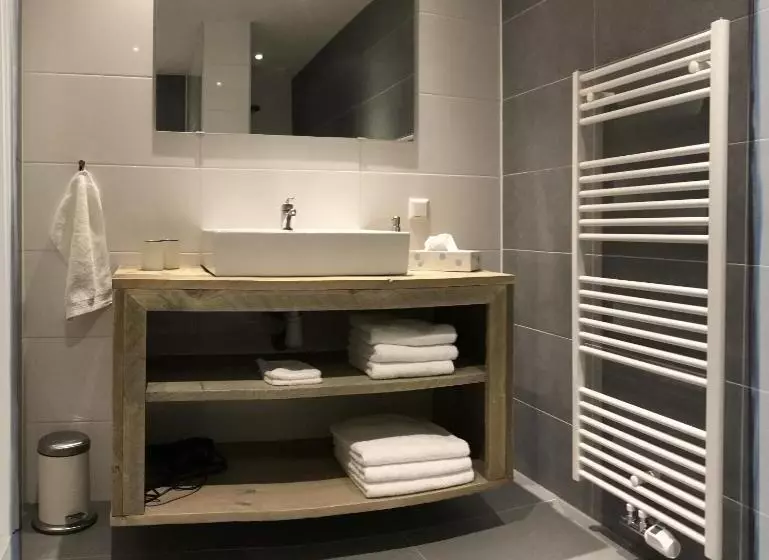 Aamiaismajoitus (B&B) Gastenverblijf Rodenburg