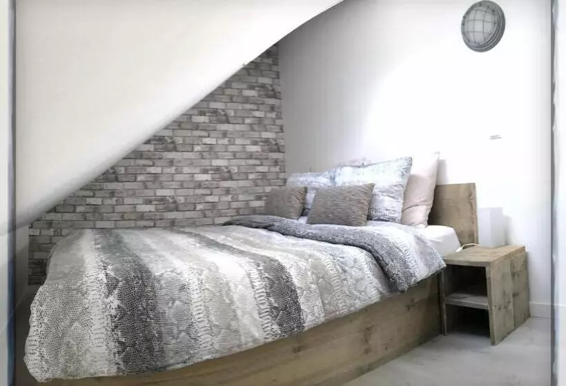 Aamiaismajoitus (B&B) Gastenverblijf Rodenburg