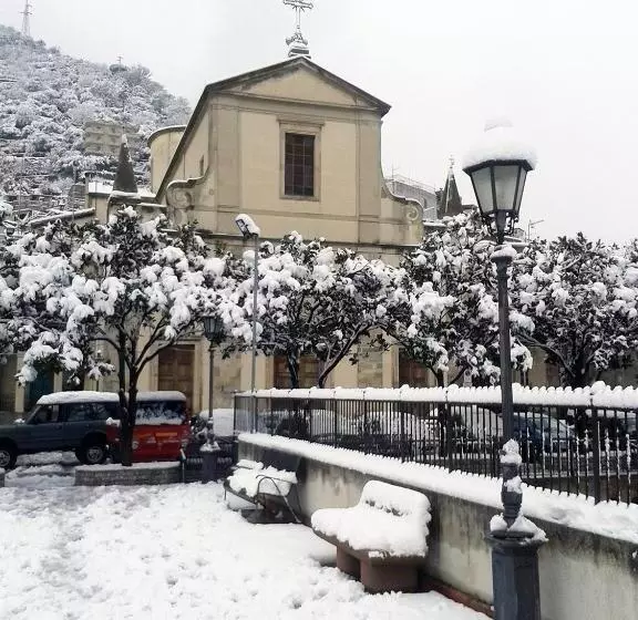 Aamiaismajoitus (B&B) Il Covo Dei Re