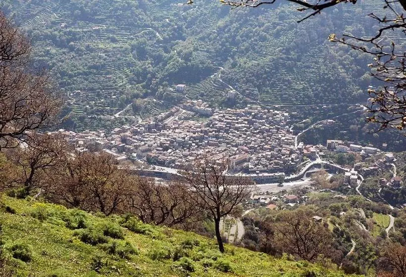 Aamiaismajoitus (B&B) Il Covo Dei Re