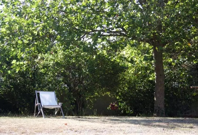 Aamiaismajoitus (B&B) La Charentine