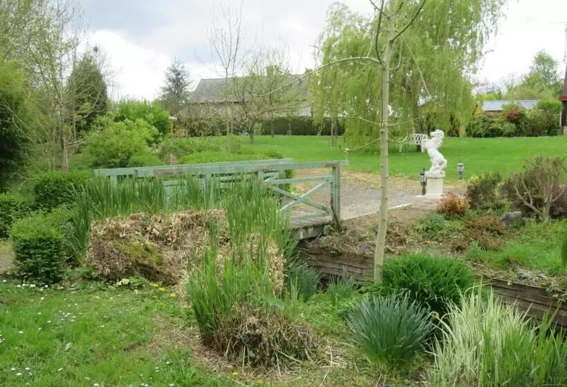 ベッドアンドブレックファースト Les Petites Aunettes