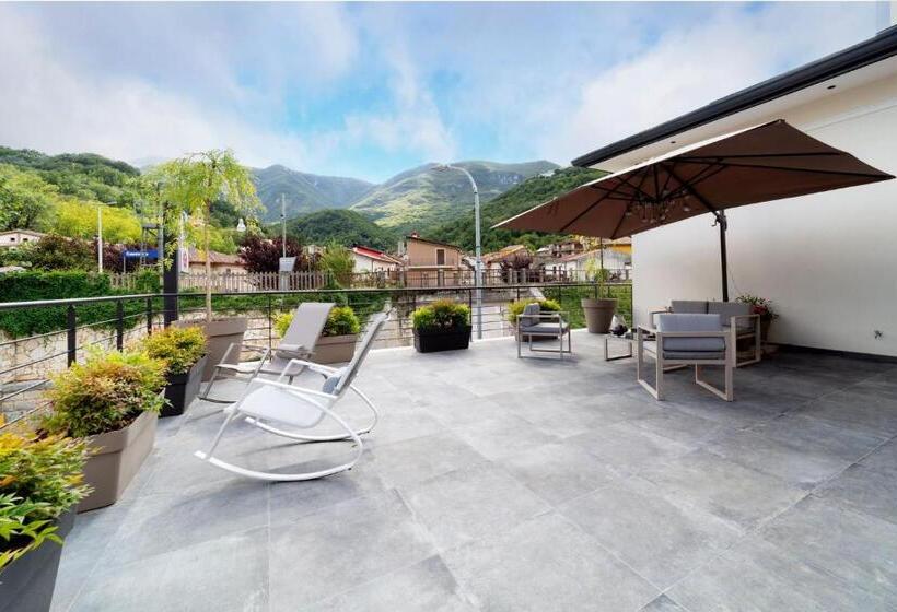 住宿加早餐  The Garden