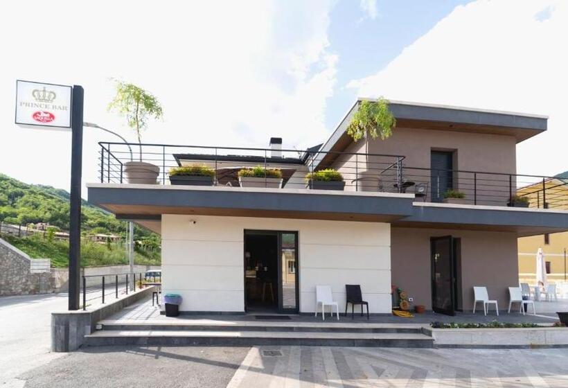 住宿加早餐  The Garden