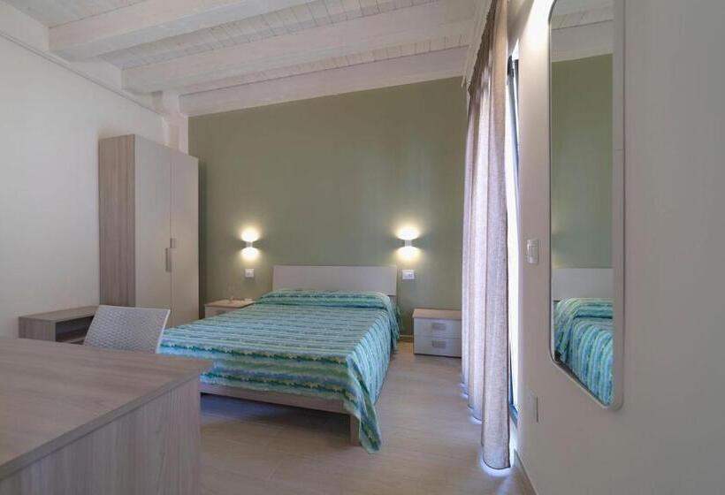 住宿加早餐  The Garden