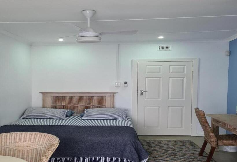 צימר The Lazy Shark