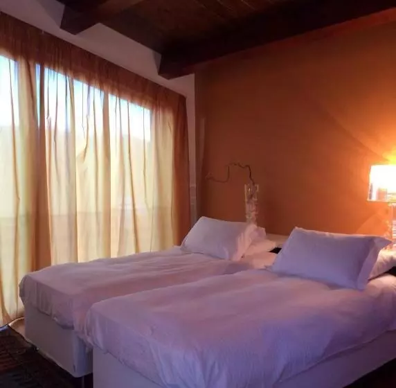 Aamiaismajoitus (B&B) Vieniacasaccadia