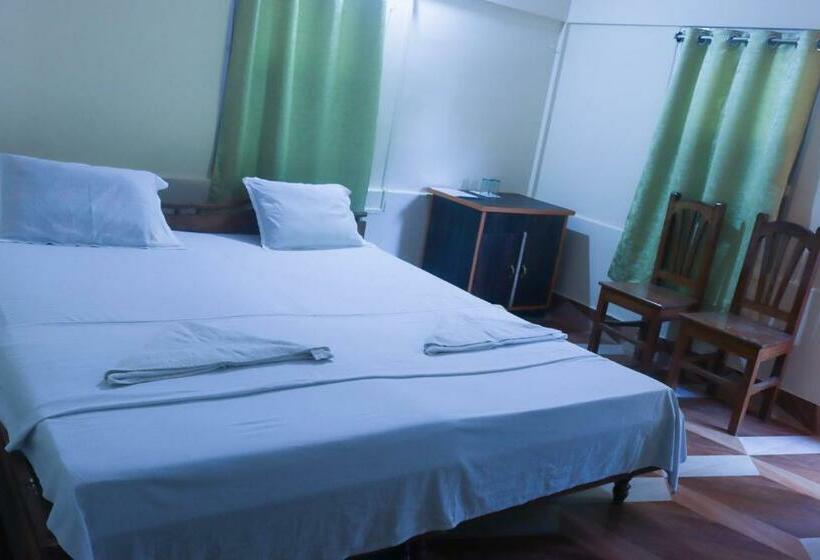 Hotelli Florican Cottage