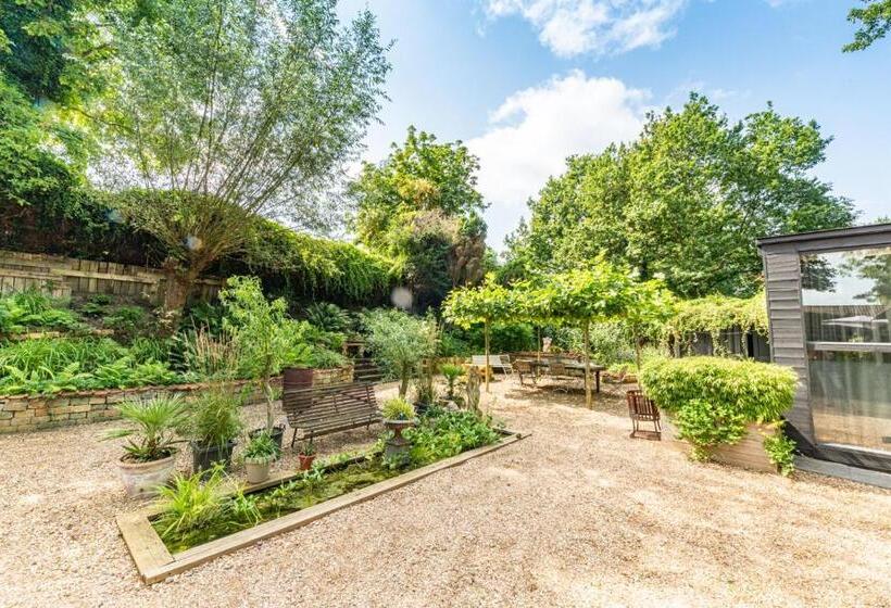 فندق Herberg De Swaen