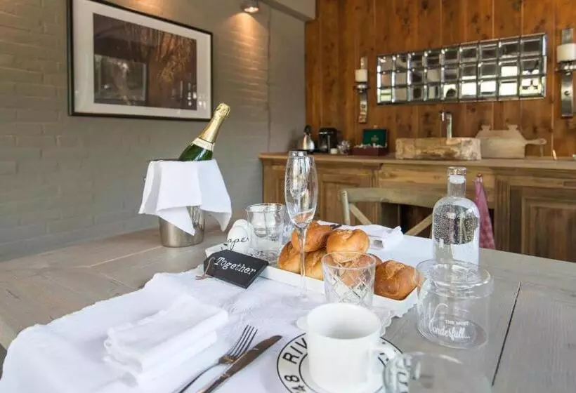 ホテル Herberg De Swaen