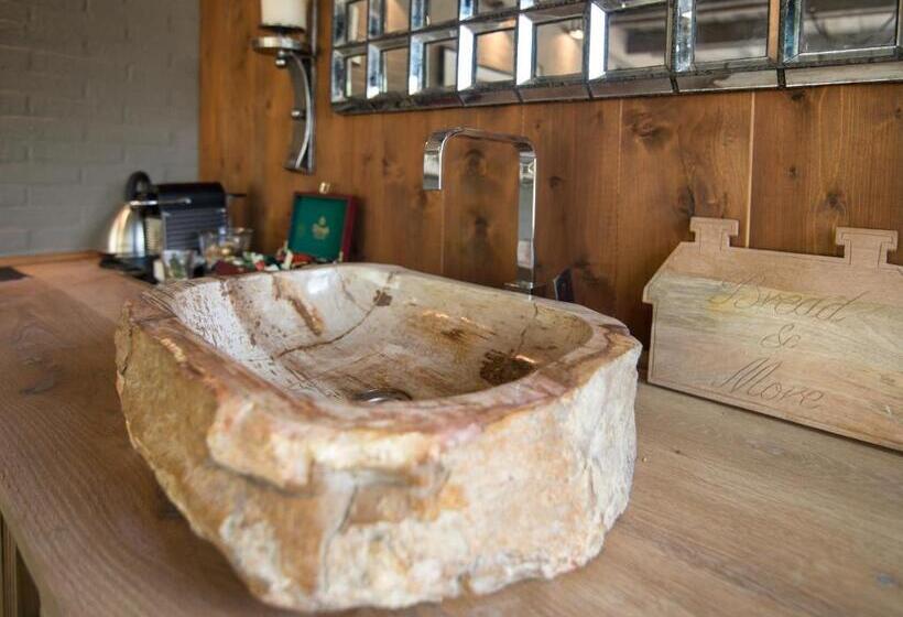 فندق Herberg De Swaen