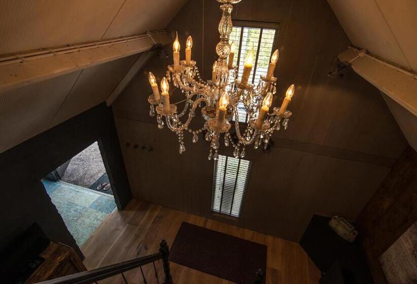 فندق Herberg De Swaen