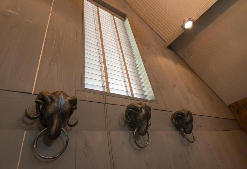 فندق Herberg De Swaen