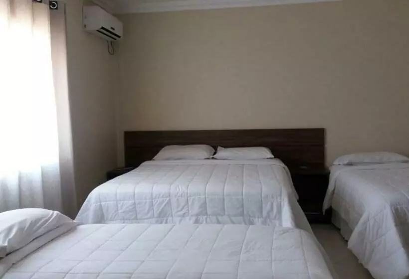 Hotelli Imbau Palace