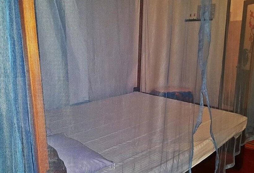 Pensione 100 Step Beach White House