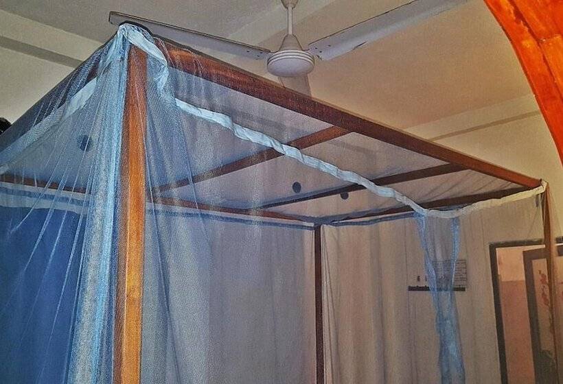 Pensione 100 Step Beach White House