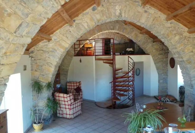 ペンション Chambre D Hôtes Les Louves