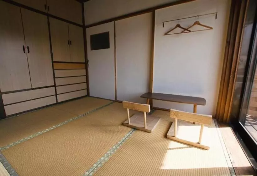 Majatalo Guest House Loop   Vacation Stay 06208v