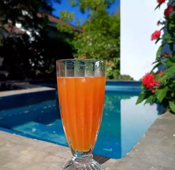 Majatalo Hidden Lake Cottages Sigiriya