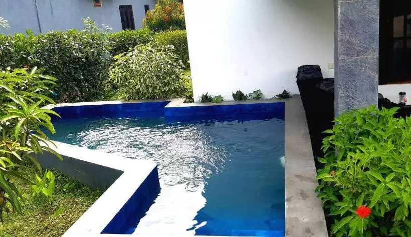 Majatalo Hidden Lake Cottages Sigiriya