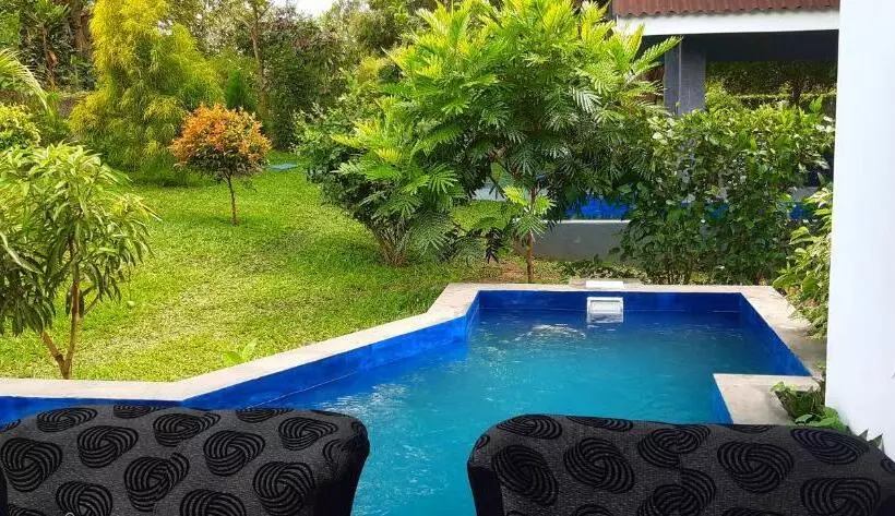 Majatalo Hidden Lake Cottages Sigiriya