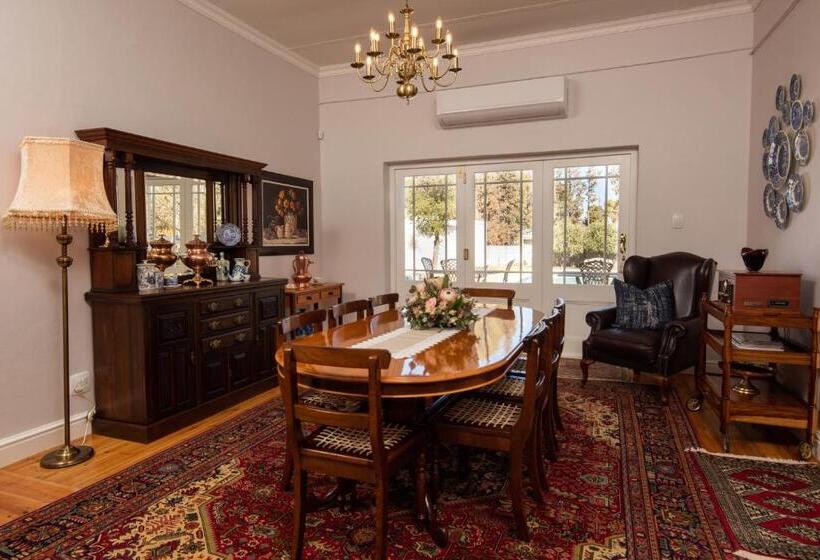 بنسيون Karos Gastehuis