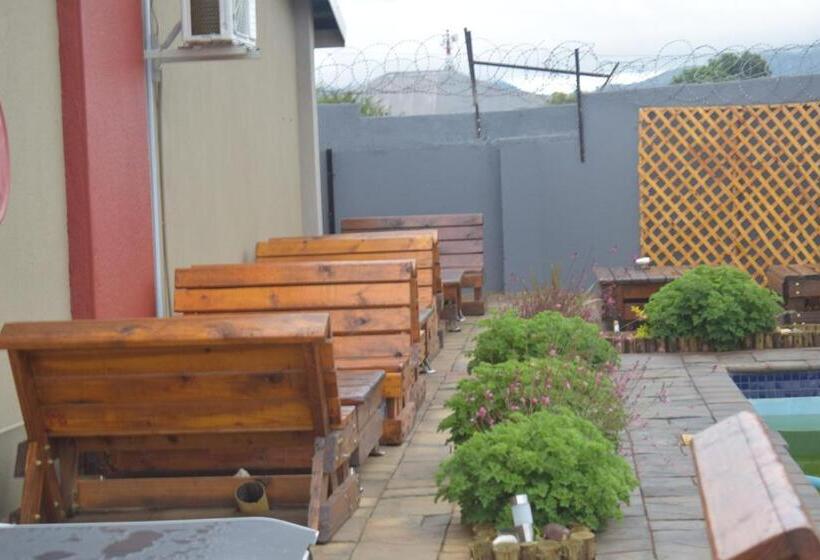 פנסיון Ko Khoneng Guest House