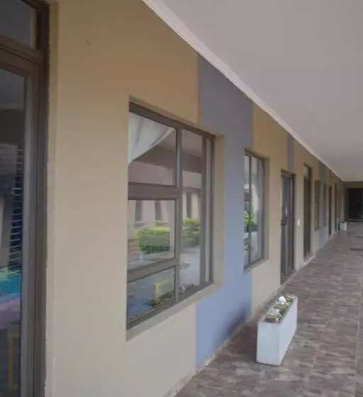 Majatalo Ko Khoneng Guest House