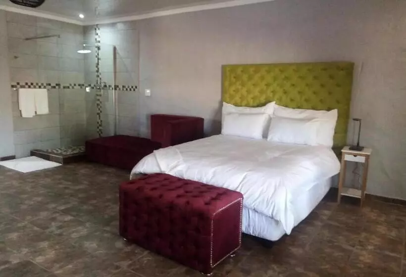 Majatalo Ko Khoneng Guest House