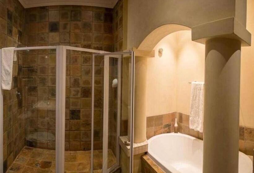 פנסיון Lazy Lizard Guesthouse