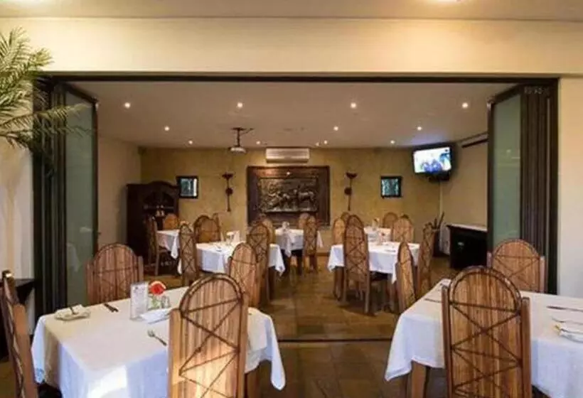 Majatalo Lazy Lizard Guesthouse