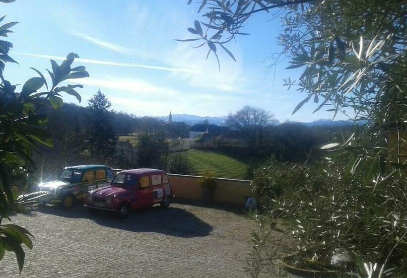 ペンション Maison Fleurie