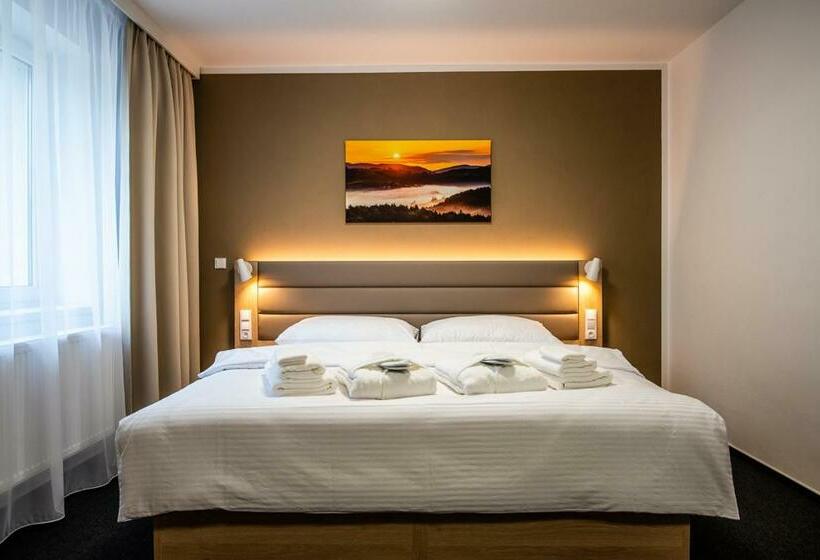 Majatalo Penzion čertovy Skály