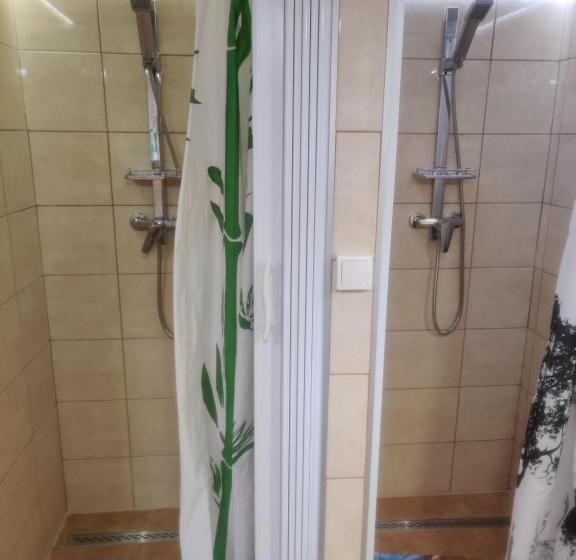 פנסיון Vitajte V Ivachnovej 145