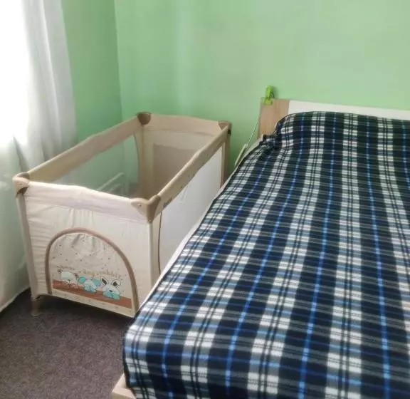 Majatalo Vitajte V Ivachnovej 145