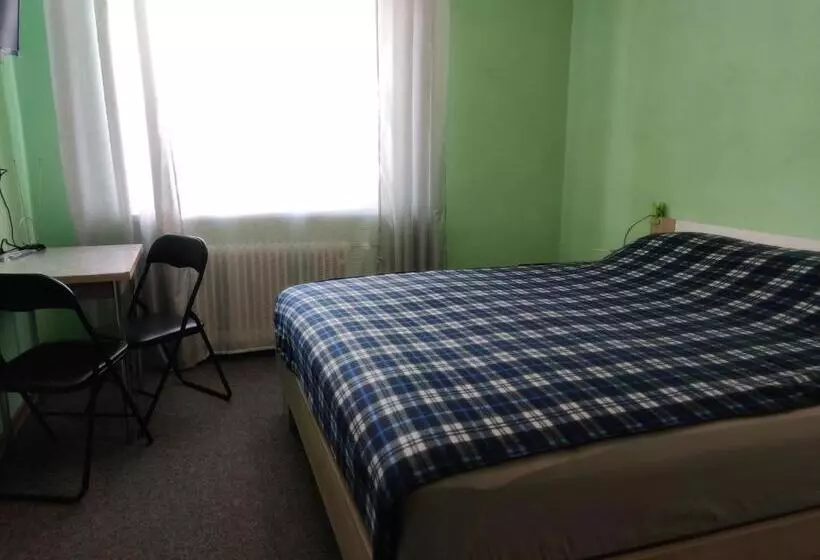 Majatalo Vitajte V Ivachnovej 145