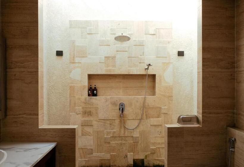 リゾートホテル Arasatu Villas & Sanctuary