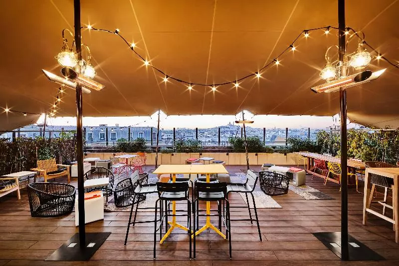 ユースホステル Generator Paris