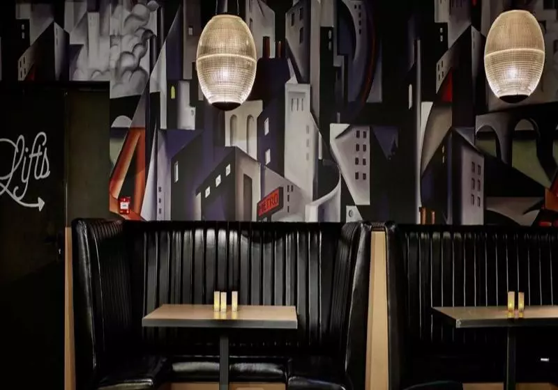 ユースホステル Generator Paris