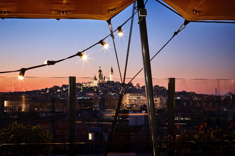 هاستل Generator Paris