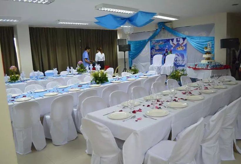Alu Hotel Davao