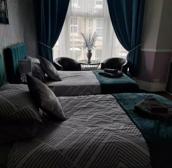 ベッドアンドブレックファースト Lynbar