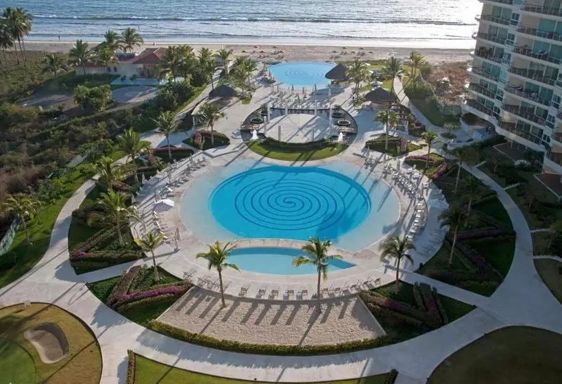 Delcanto Residences By Latour Hotel And Resorts