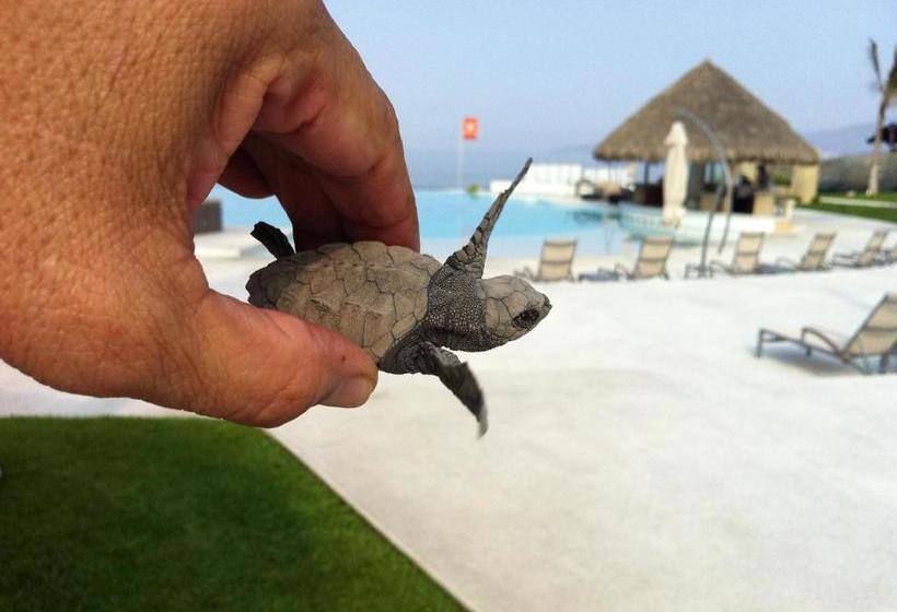 Delcanto Residences By Latour Hotel And Resorts