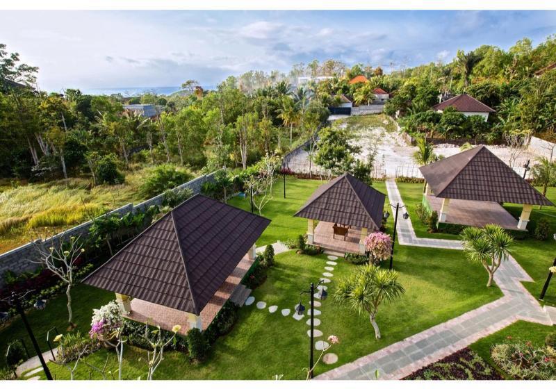 Flamingo Dewata Suite