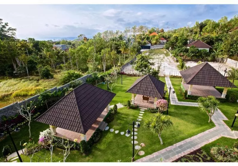 Flamingo Dewata Suite